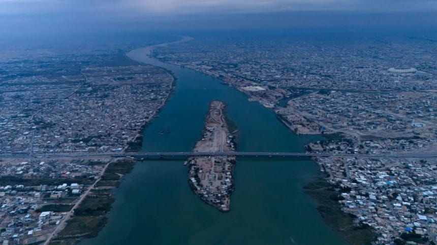 দজলা-ফোরাত নদীর অববাহিকায় সিন্দবাদ দ্বীপ। ফাইল ছবি: এএফপি