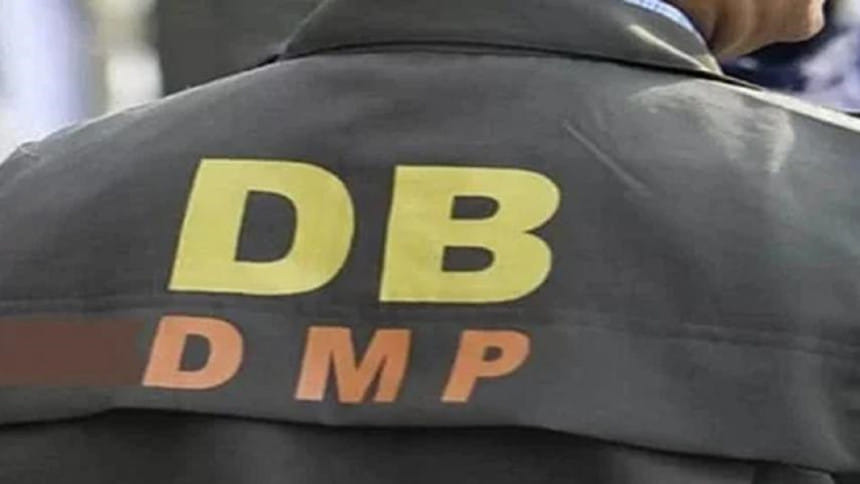 ডিবির অভিযানে জব্দ করা ২ কোটি ৮০ লাখ টাকা আত্মসাতের অভিযোগ