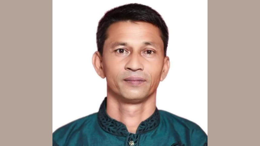 ‘ডেভিল’ আখ্যা দিয়ে ইউপি চেয়ারম্যানকে থানায় সোপর্দ, প্রতিবাদে ‘সমন্বয়ক’ অবরুদ্ধ