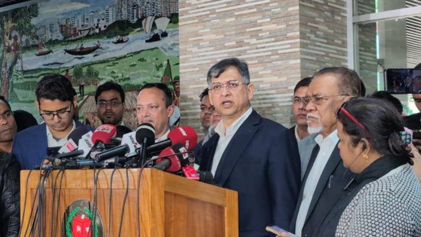 প্রবাসীদের পোস্টাল ব্যালট নিয়ে অনিয়মের অভিযোগ, ইসির কাছে ব্যাখ্যা চায় বিএনপি