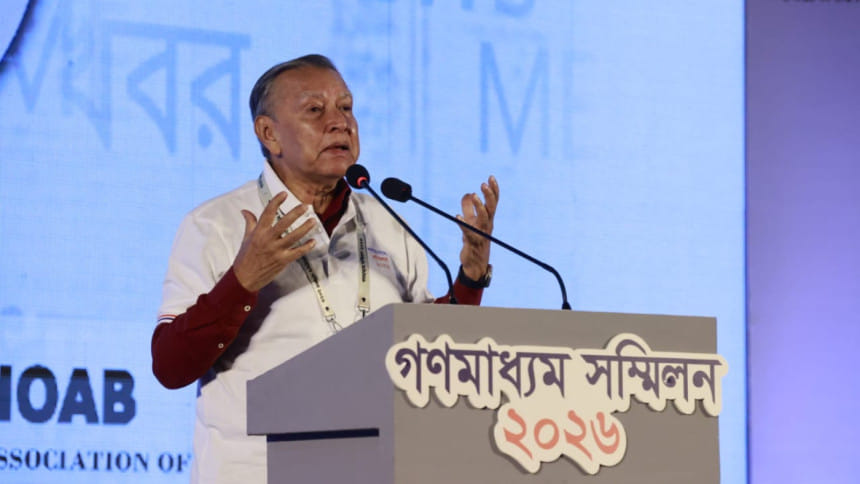 একমাত্র স্বাধীন সাংবাদিকতাই সরকারকে সত্য কথা বলে: মাহফুজ আনাম