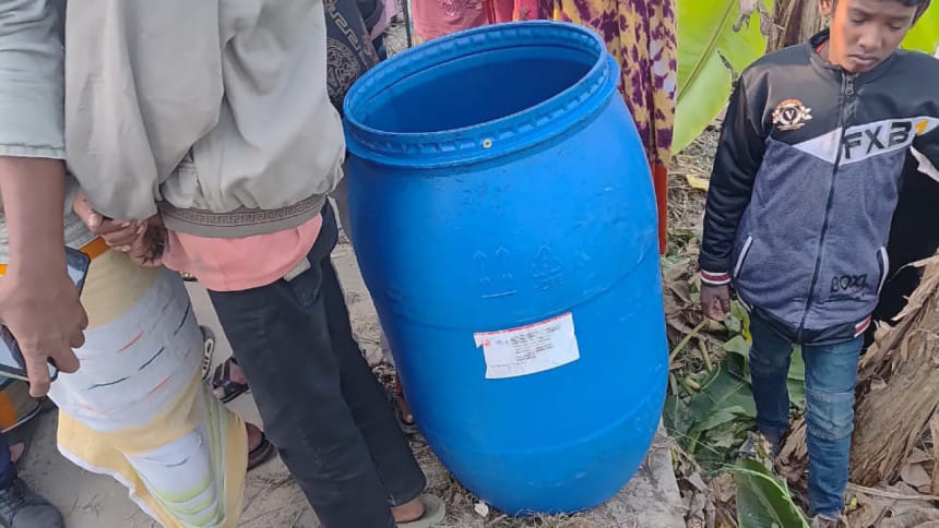 সিদ্ধিরগঞ্জে খালে ভাসমান ড্রাম থেকে মরদেহ উদ্ধার