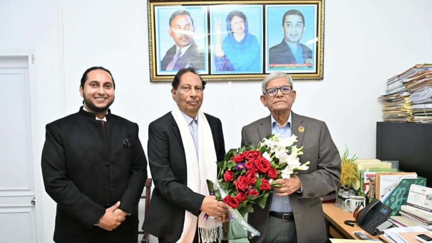 বিএনপিতে যোগ দিলেন সাবেক তথ্য প্রতিমন্ত্রী আবু সাইয়িদ