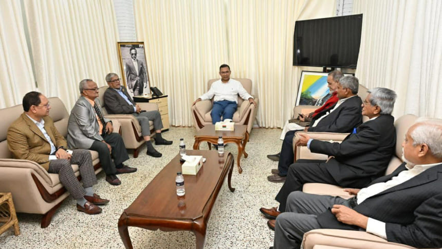 তারেক রহমানের সঙ্গে ৭ রাজনৈতিক দলের নেতার সাক্ষাৎ