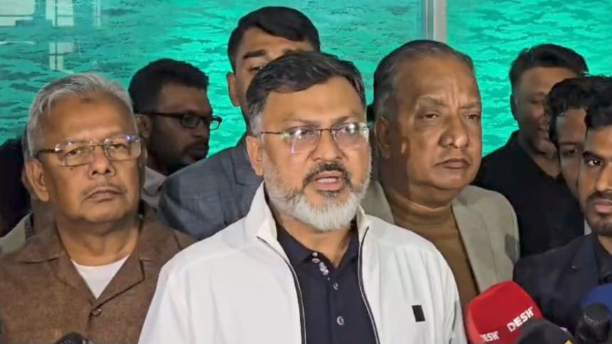 ‘নারীদের বাসায় পাঠিয়ে একটি বিশেষ দল প্রচার চালাচ্ছে, বিকাশ নম্বর চাইছে’