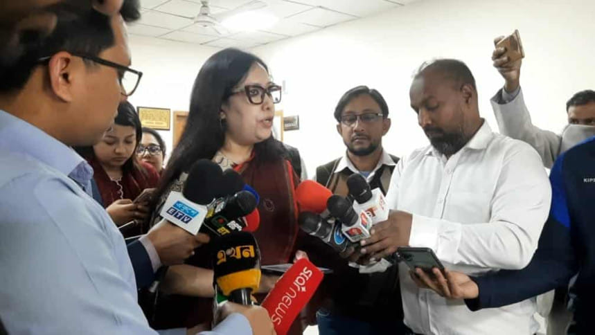 প্রশাসন ও পুলিশ নিরপেক্ষ নয়, ইসিতে অভিযোগ রুমিন ফারহানার