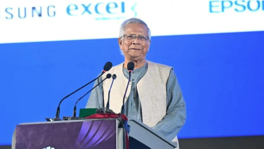 প্রযুক্তিগত অগ্রগতি বাড়িয়ে দ্রুত পরিবর্তনশীল বিশ্বের সঙ্গে তাল মেলাতে হবে: প্রধান উপদেষ্টা