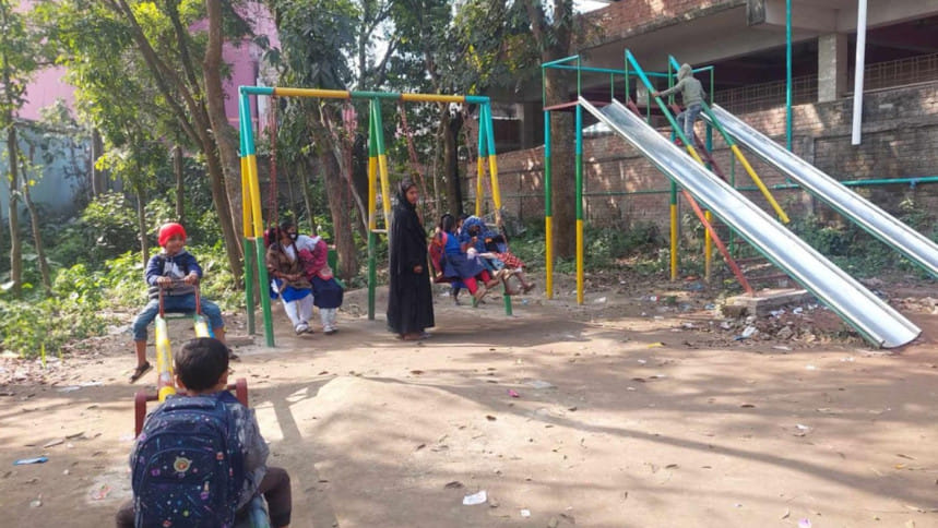 ঝরে পড়ার ঝুঁকিতে থাকা শিক্ষার্থীদের শনাক্ত করবে ‘শিক্ষাব্রিজ’