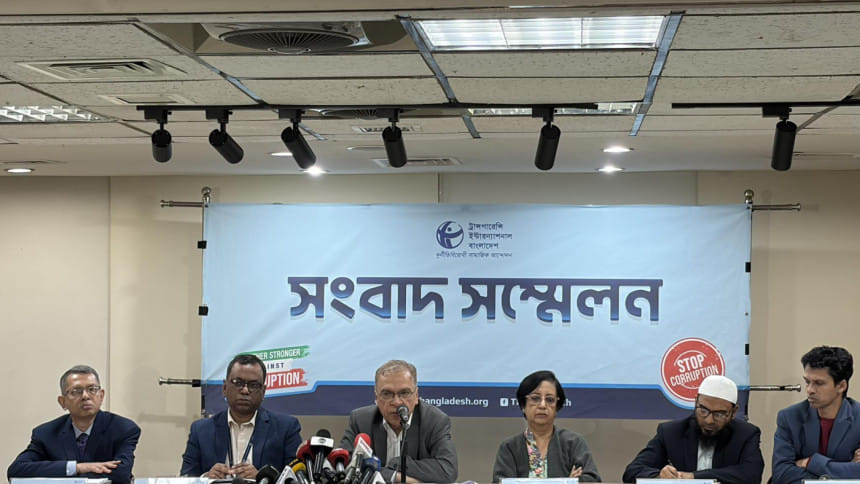 মব সহিংসতা নিয়ন্ত্রণ করতে না পারলে নির্বাচনে প্রভাব পড়বে: টিআইবি