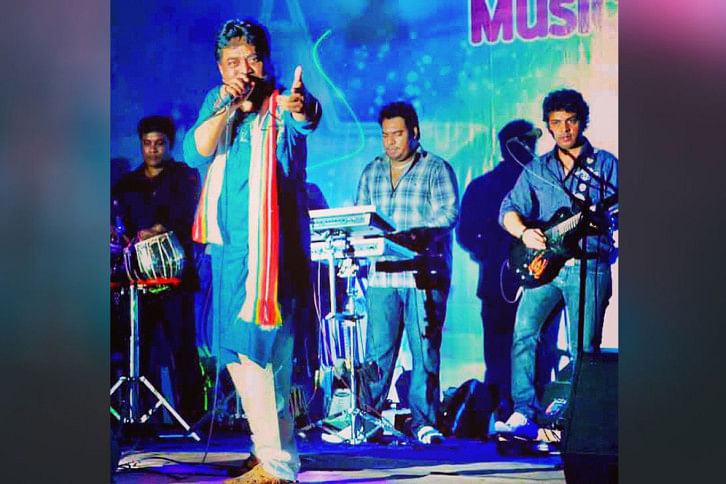 Andrew_Kishor_Performing.jpg Andrew_Kishor_Performing.jpg