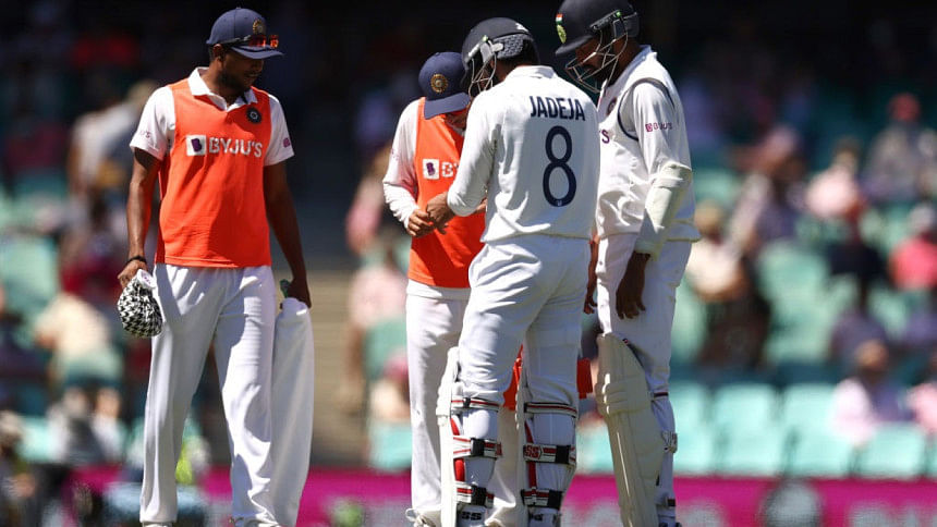 jadeja hit ball jadeja hit ball
