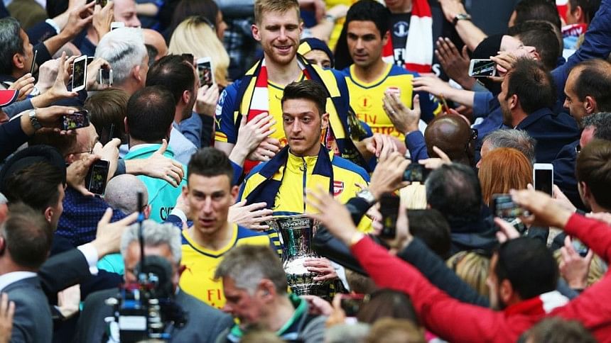 ozil trophy ozil trophy