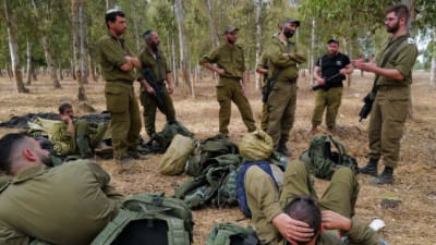 Kokraklari bolgan yosh ayollar pornosi