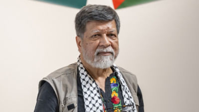 ইসরায়েল থেকে মুক্তি পেয়ে তুরস্কের পথে শহিদুল আলম: প্রেস উইং