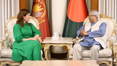 আ. লীগ নির্বাচনে অংশ নিতে পারবে না, যুক্তরাজ্যের মন্ত্রীকে জানালেন প্রধান উপদেষ্টা