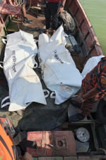 মেঘনায় নোঙর করা ট্রলারডুবি, ২ যুবকের মরদেহ উদ্ধার