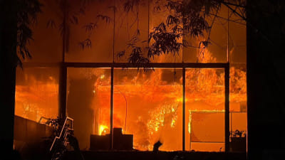 ডেইলি স্টার ও প্রথম আলো কার্যালয়ে হামলা: গ্রেপ্তার আরও ৯