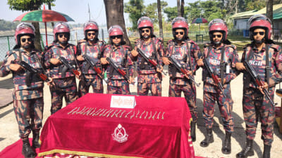 /article/সুনামগঞ্জ সীমান্তে বিস্ফোরক তৈরির ২৪টি ডেটোনেটর উদ্ধার