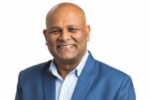 বাংলাদেশি বংশোদ্ভূত ফিনল্যান্ডের নাগরিক ড. মজিবুর দফতরি গ্রিন পার্টির কমিটিতে ভাইস প্রেসিডেন্ট পদে নিয়োগ পেয়েছেন। 