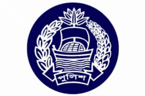 নির্বাচনের আগে পদোন্নতি চায় পুলিশ নির্বাচনের আগে পদোন্নতি চায় পুলিশ