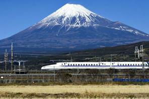 Shinkansen bullet trains Shinkansen bullet trains