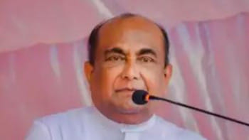 শ্রীলঙ্কার পার্লামেন্টের স্পিকার মাহিন্দা ইয়াপা আবেবর্ধনে। ছবি: সংগৃহীত