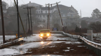 যুক্তরাষ্ট্রে তুষারঝড়