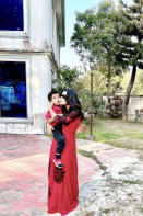 শেহজাদের সঙ্গে ছবি দিয়ে ভালোবাসার বার্তা দিলেন শবনম বুবলি 