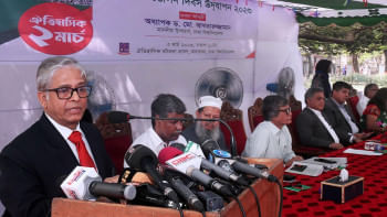 অধ্যাপক ড. মো. আখতারুজ্জামান, ঢাকা বিশ্ববিদ্যালয়, বঙ্গবন্ধু শেখ মুজিবুর রহমান, শেখ ফজিলাতুন্নেছা মুজিব, ১৫ আগস্ট, কলাভবন,