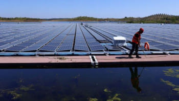 ভাসমান সোলার প্যানেল