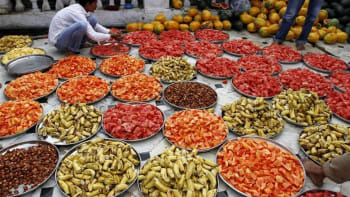 বিভিন্ন দেশের বাহারি ইফতার