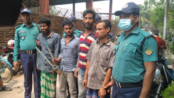 গাজীপুরে খুনসহ ডাকাতির ঘটনায় গ্রেপ্তার ৫