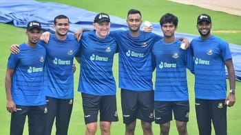 Mustafizur Rahman, Taskin Ahmed, Allan Donald, Shoriful Islam, Hasan Mahmud & Ebadot Hossain 