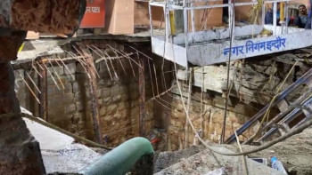 মধ্যপ্রদেশের ইন্দোরে মন্দিরের স্ল্যাব ভেঙে নিহত ৩৫। ছবি: স্টেটসম্যান 