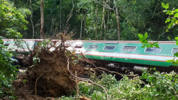মৌলভীবাজার, লাউয়াছড়া, উদয়ন এক্সপ্রেস লাইনচ্যুত, মৌলভীবাজার, লাউয়াছড়া, উদয়ন এক্সপ্রেস লাইনচ্যুত,