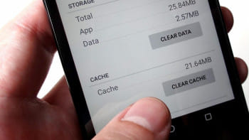 অ্যান্ড্রয়েড ফোন ক্যাশ মেমরি কেন মুছবেন, কীভাবে মুছবেন