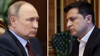 রুশ প্রেসিডেন্ট ভ্লাদিমির পুতিন ও ইউক্রেনের প্রেসিডেন্ট ভলোদিমির জেলেন্সকি। ছবি: এএফপি