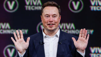 টুইটারের প্রধান নির্বাহী কর্মকর্তা ইলন মাস্ক। ফাইল ছবি: রয়টার্স