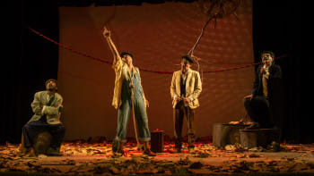 চট্টগ্রামের মঞ্চে বৃহস্পতিবার ‘ওয়েটিং ফর গডো’ অবলম্বনে ‘প্রতীক্ষা অন্তহীন’