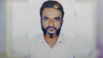 নালার পানিতে ভেসে গেছেন বাবা, ভেসে যাচ্ছে পরিবারের ভবিষ্যৎও নালার পানিতে ভেসে গেছেন বাবা, ভেসে যাচ্ছে পরিবারের ভবিষ্যৎও