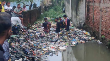 খোলা ড্রেন খোলা ড্রেন