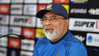 চান্ডিকা হাথুরুসিংহে