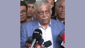 এডিসি হারুন অবশ্যই অন্যায়ের শাস্তি পাবেন: স্বরাষ্ট্রমন্ত্রী এডিসি হারুন অবশ্যই অন্যায়ের শাস্তি পাবেন: স্বরাষ্ট্রমন্ত্রী