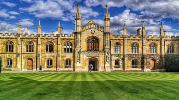 কেমব্রিজ ইউনিভার্সিটি