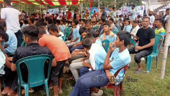 স্বেচ্ছাসেবক লীগের সম্মেলনে ‘প্রচারণায়’ স্কুলশিক্ষার্থীরা