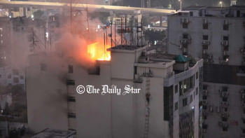 খাজা টাওয়ারের আগুনে ইন্টারনেট সেবা ব্যাহত