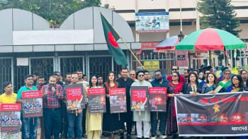 হরতাল-অবরোধ বন্ধের আহ্বানে রাজপথে নায়ক-নায়িকা ও শিল্পীরা