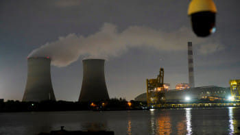 কার্বন নিঃসরণ