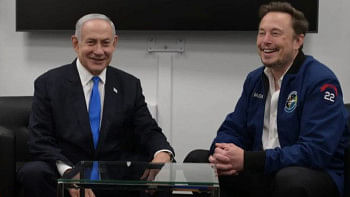 ইসরায়েলের প্রধানমন্ত্রী বেনিয়ামিন নেতানিয়াহু ও ইলন মাস্ক সেপ্টেম্বরে ক্যালিফোর্নিয়ায় বৈঠক করেন। ফাইল ছবি: আভি ওহায়ন/জিপিও (ইসরায়েলের সরকারি ওয়েবসাইট থেকে নেওয়া)  ইসরায়েলের প্রধানমন্ত্রী বেনিয়ামিন নেতানিয়াহু ও ইলন মাস্ক সেপ্টেম্বরে ক্যালিফোর্নিয়ায় বৈঠক করেন। ফাইল ছবি: আভি ওহায়ন/জিপিও (ইসরায়েলের সরকারি ওয়েবসাইট থেকে নেওয়া)