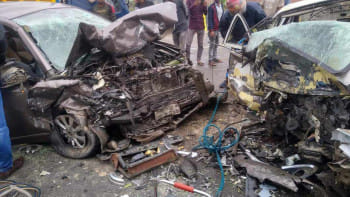 purbachal 300 feet road accident